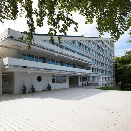 Błękitny żagiel Hotel apartamentowy Gdynia